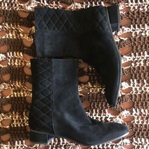 Aquatalia Black Quilted & Smooth Suede Booties  11